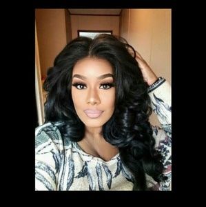 Meet your Posher, Melissa